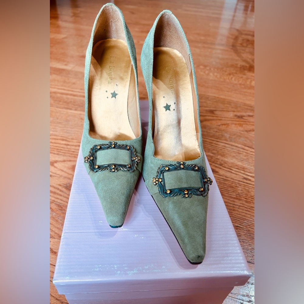 Green High Stiletto Brazilian Suede Pump